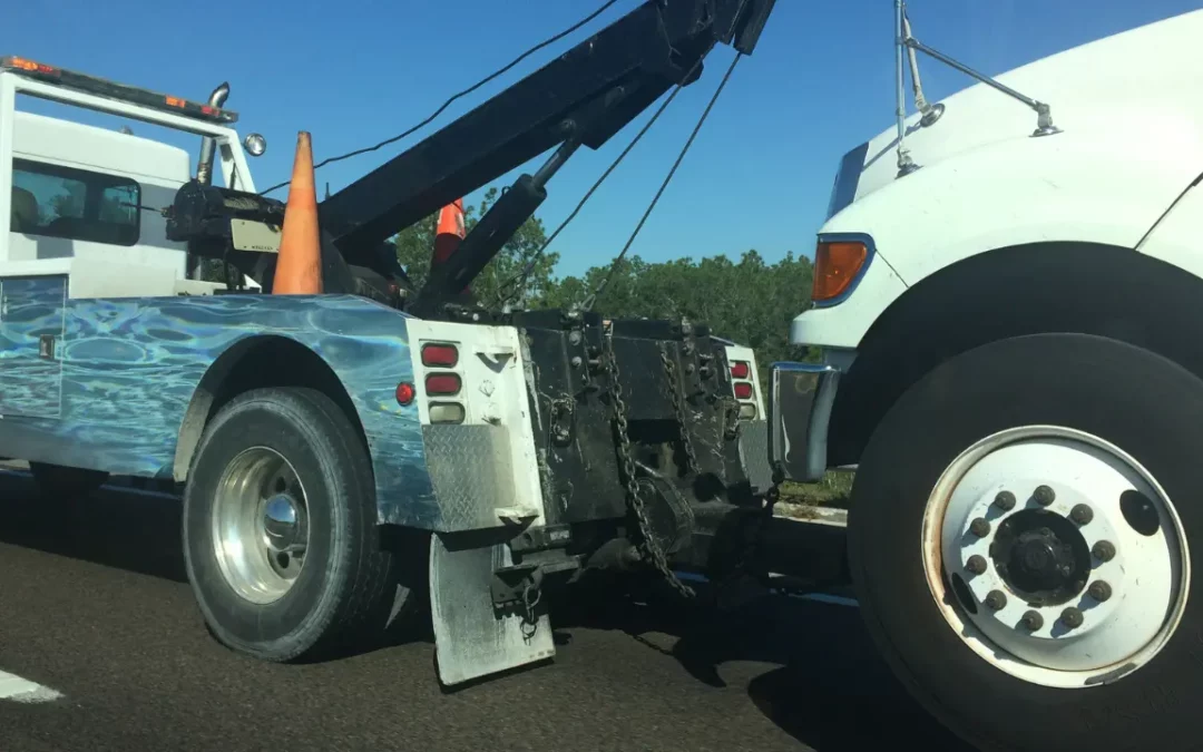 What Is Heavy Duty Towing: Navigating the Road of Strength and Reliability